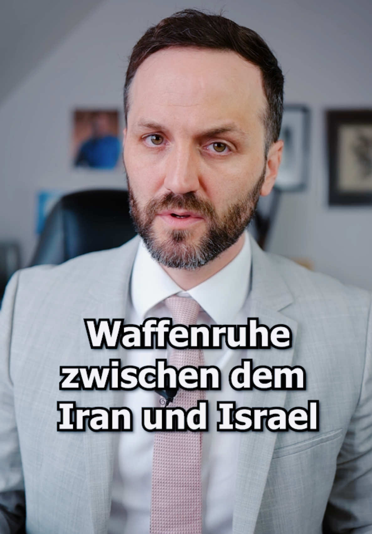 A post by @herranwalt on TikTok caption: Es gibt eine noch sehr fragile Waffenruhe zwischen dem Iran und Israel. #nachrichten #lernenmittiktok #1minutejura 