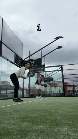 A post by @yungstachel on TikTok caption: 1 1/2h Padel sind super mit dem richtigen Partner 