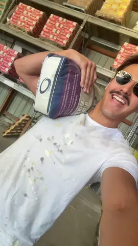 A post by @nathan_steinbach_ on TikTok caption: • Elle a pas misé sur le bon cheval  . . . #talentfrançais #comedyclubfrance #seconddegré #blaguenul #blaguedrole #drolement #humouristique #humourfr #standupfrance #postdrole #reelfrance #humourblanc #humournoire  #Humournoir #humourfrançais #videohumour #humoriste #humoristefrançais #frenchhumour #rires #standup #standupfrancais #genduvoyage #mannouche #gitan #gitans #voyageur #gypsy #mariage #bricodepot #travaux 