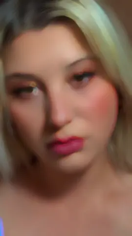 A post by @andrarusu98 on TikTok caption: 😌