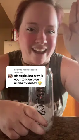 A post by @theresavandamstylist on TikTok caption: Replying to @mikejunebug #fyp #foryoupage #summer #drinks 