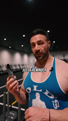 A post by @noeldeyzel_bodybuilder on TikTok caption: Be aware of this please because I see this so often! Freaky, unrealistic physique = more views, more money for some. The only person you need to compare you self to is you!!!Yes use social media as inspiration but don’t let it create a negative self image in your own mind🙏🏼❤️