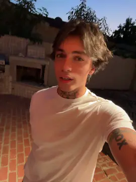 A post by @quintongriggs on TikTok caption: Draft #fyp 