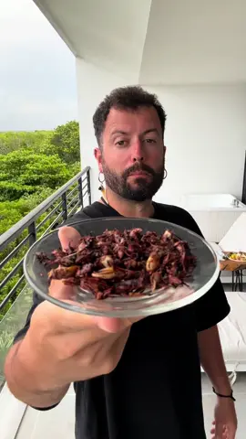 A post by @xurxocarreno on TikTok caption: Probando chapulines/Saltamontes — Qué bonito es Puerto Morelos @The Fives Hotels y la estancia en The Fives otra maravilla. Nos despedimos de México con el corazón lleno 💙 y el estómago también, gracias @Xplora Riviera @pasaporte_xplora por todo 💙