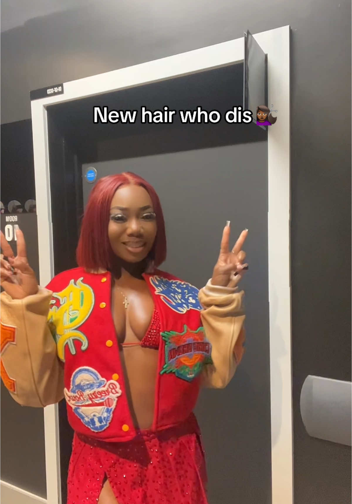 A post by @ishellee on TikTok caption: #bobiana #breezybowl @Sherika on the wig 💇🏾‍♀️