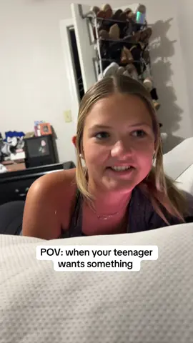 A post by @wrenandemmesworld on TikTok caption: I knew her ass wanted something when I heard that sink turn on in the kitchen @Emmersyn_V 😂😭 #emmersynclaire #teenagers #money #fyp #foryou #momtok #momlife #pov #chores #cleaning 