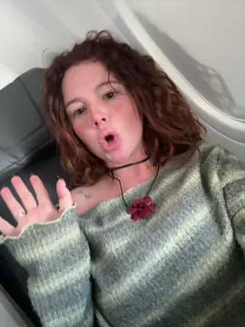 A post by @briggi_bozzo on TikTok caption: ✈️