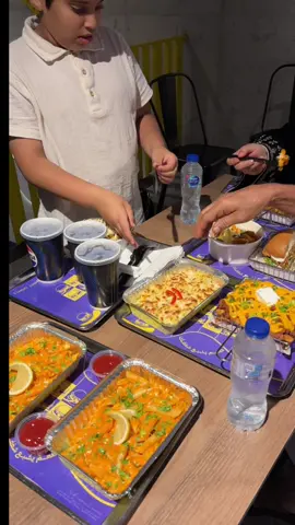 A post by @ssooooo3 on TikTok caption: اضمن لكن اطعم تجربة!!!
