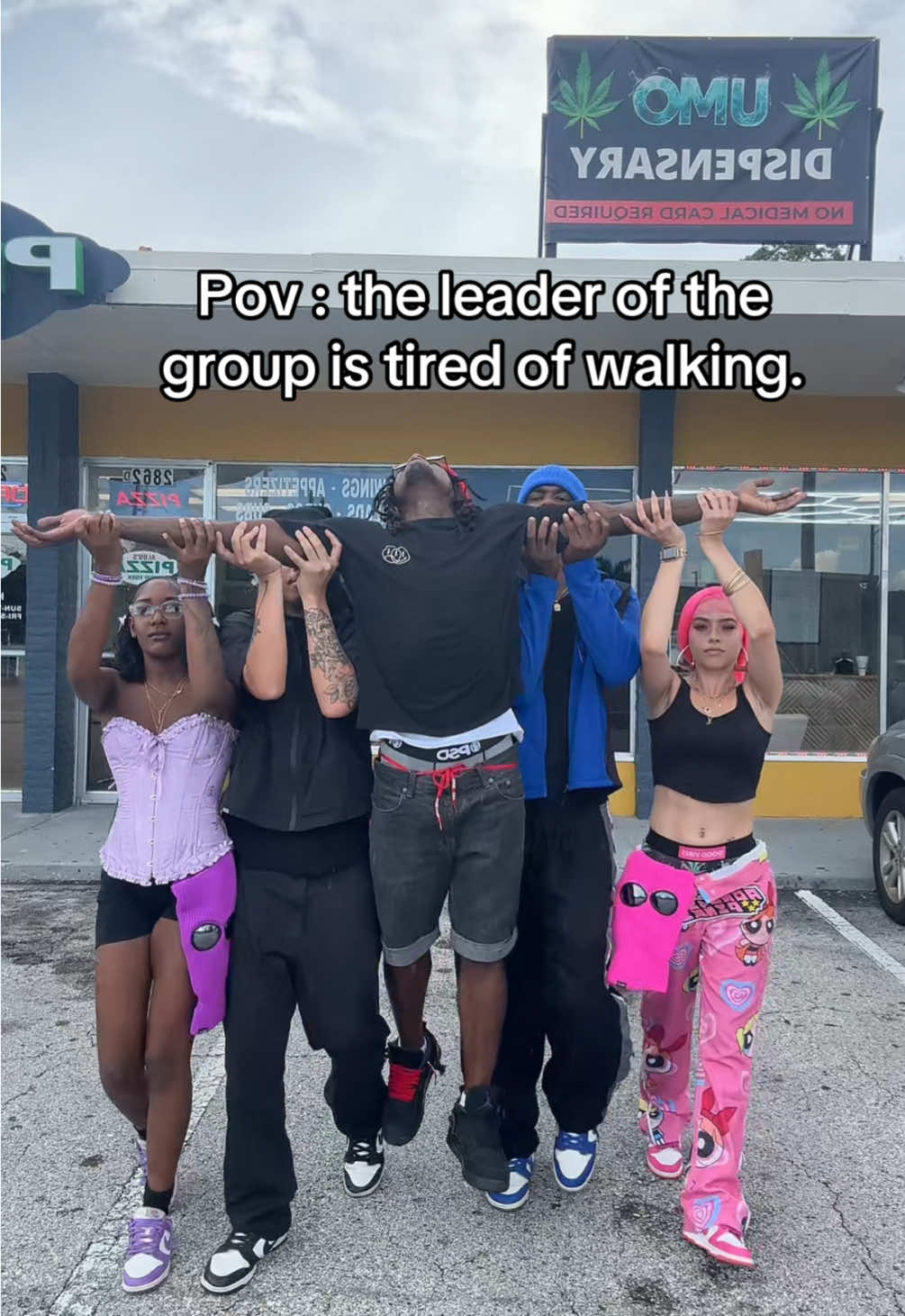 A post by @hoodskiiz on TikTok caption: Iykyk 🤣 { #Hoodskiiz }