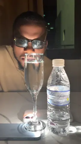 A post by @jojolecomedien1 on TikTok caption: 🤣🤣🤣