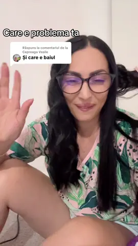 A post by @bulaurs on TikTok caption: Ca răspuns pentru @Cepreaga Vasile pa#strainatate_amară😟💔 