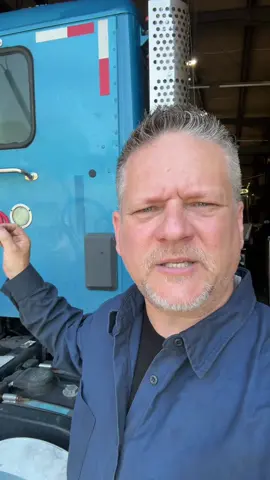 A post by @gearman_93 on TikTok caption: #gearman_93 #mechanic #dieselmechanic #truck #trucker #transmission #differential #clutch 