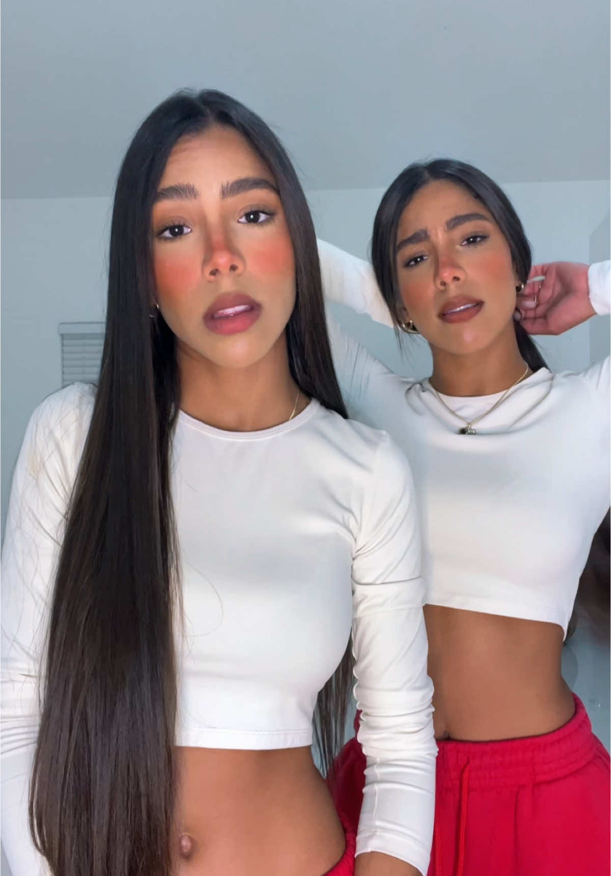 A post by @pedraza_twins17 on TikTok caption: Sacando el lado tóxico 🤣 #foryou #parati #fyp ig-pedraza_twin 