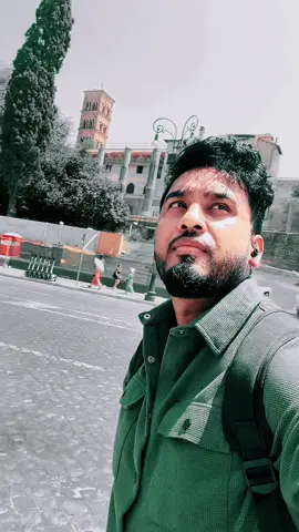 A post by @md.shamim22996 on TikTok caption: 🫠❤️‍🔥💫#italy🇮🇹 #vairalvideo #foryoupagee #mdtushar996 #brokenheart #sad #CapCut 