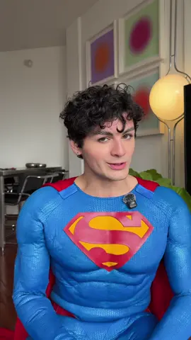 A post by @andrewlarranaga on TikTok caption: Mi nuevo traje de Superman!! 😱 impresionado con el increíble trabajo de @Napier's Inc. 🔥 #Superman