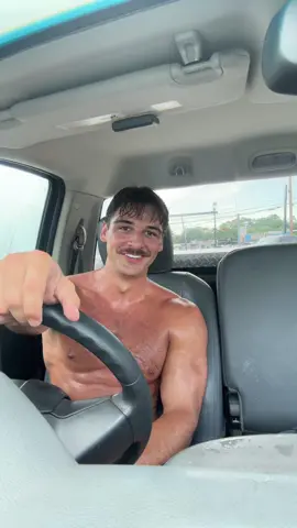 A post by @wesleyglouchkov on TikTok