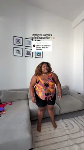A post by @samyra on TikTok caption: An XXL/2XL is NOT a 2X. The former is a STRAIGHT SIZE while the latter is a PLUS SIZE. It’s quite simple: if you’re going to market that a line is “for everybody” it should also come in plus sizes—not just extended straight sizes.