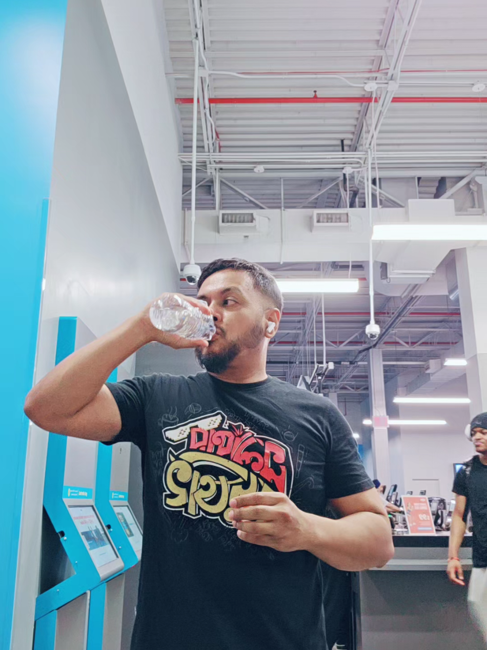 A post by @realfokirlalmiah on TikTok caption: #fokirlalmiah #feeraube #shutterspeed #flm #foryoupage #fyppppppppppppppppppppppp #fypシ 
