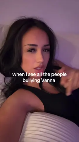 A post by @nataliesszz on TikTok caption: making negative comments on someone’s appearance will always give ugly & mean energy 