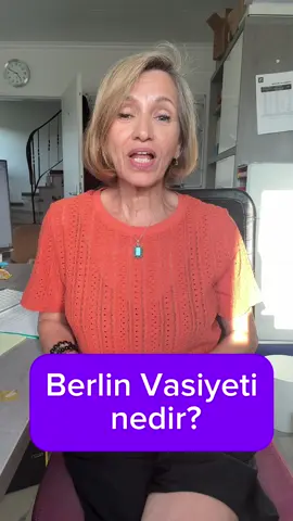 A post by @halide1904 on TikTok caption: Berlin vasiyeti nedir? Almanya’da berliner Testament Berlin vasiyeti vardır. Eşlerden eşlerden biri vefat ettiğinde, eğer ortada yazılı bir vasiyet yoksa, mirasın %50’si geri kalan eşin ve %50’si çocuklarındır ama eğer eşler aralarında karşılıklı olarak birbirlerine tek mirasçı olarak belirlerler bun ukimse değiştir Emas. Burada sadece eşler eline bir kağıt kalem alıp karşılıklı birbirlerini tek mirasçı olarak yazabilirler.#almanya #türkiye #avrupa #gurbet #miras #emlak #para #erbe 