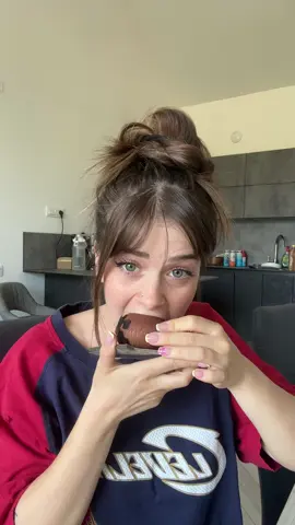 A post by @martadaddato on TikTok caption: Voglio fare solo video mukbang d'ora in poi. grazie ho amato @Nikkaboulangerie 
