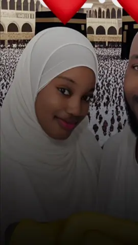 A post by @gnoumagc on TikTok caption: #CapCut 🕋🤲❤️🙏🏻