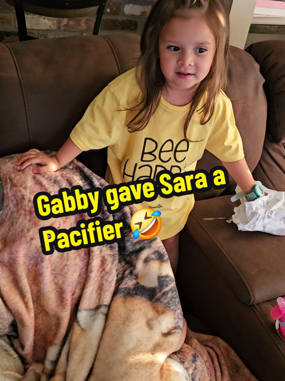 A post by @chrizh93 on TikTok caption: Gabby gave Sara a Pacifier 🤣 @Sarita&ChrisHudson  #bbygabby😇 #bbyemma😇 #hudsonfamily👨‍👩‍👧‍👧  #saritaychris👩🏻‍🤝‍👨🏼 #hudsonfamily👨🏻‍🦰👩🏻👶🏻 #lapatroncita😇 #sarahudson51 #Mushashon👨🏻‍🦰 #tiktok #viral #parati #fyp #viralvideo #foryou #foryoupage #foru #family #mixedcouple 