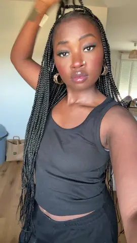 A post by @aminatoxx on TikTok