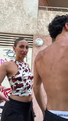 A post by @devataiebb on TikTok caption: Elle va pas m’amadouer