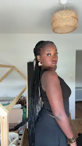 A post by @aminatoxx on TikTok