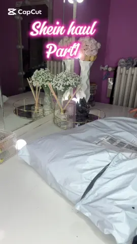 A post by @amrinislam5 on TikTok caption: #CapCut #sheinhaul 