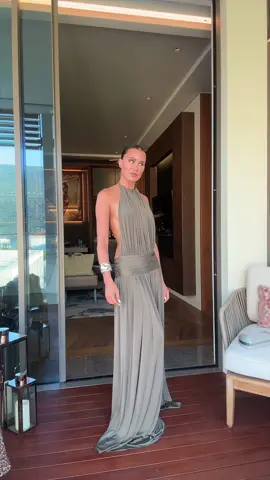A post by @yasmindevonport_ on TikTok caption: The dress of heaven @TakeTwo London @arcinaori 