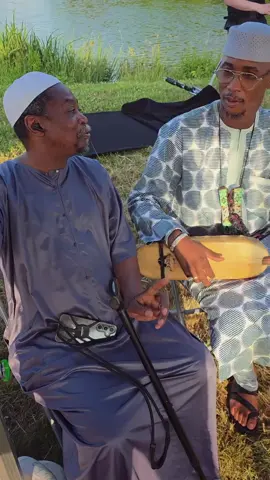 A post by @mamadoudiabatedg on TikTok caption: Le doyen Habib Dembelle dit Guimba national et mamadou Diabaté dg en mode tournage de film 