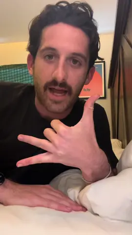 A post by @briggshurley on TikTok caption: SMH MY HEAD