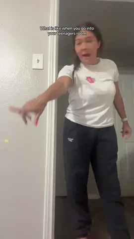 A post by @ash_lay on TikTok caption: Just for giggles lmao @Olivia_olivarez_ #momsoftiktok #momlife #momtok #momanddaughter #teensbelike 