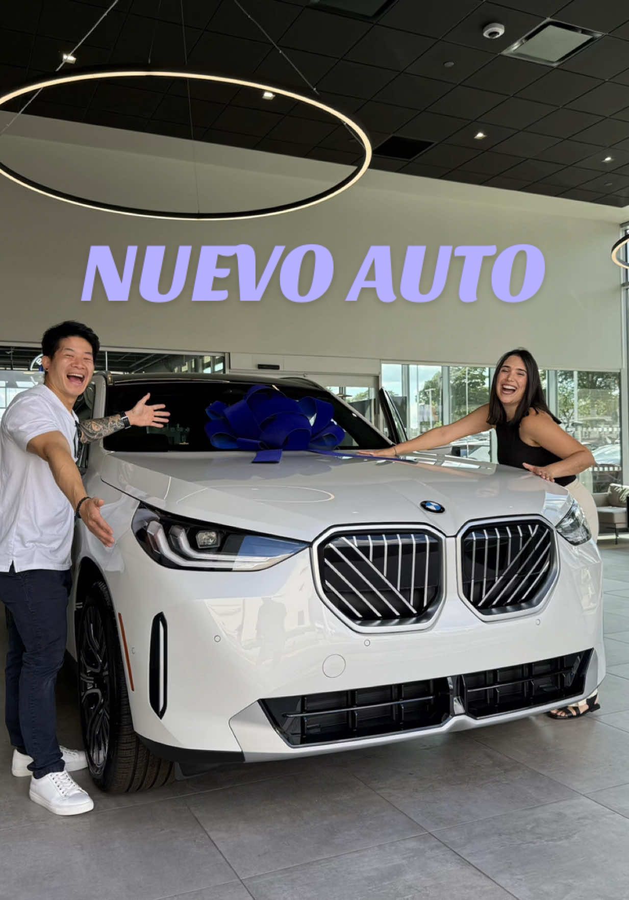 A post by @chinoylatina on TikTok caption: Queremos compartir con ustedes un logro que representa el trabajo de años, la constancia y superación personal. El primer carro comprado por Andrea 👏🏻 super merecido luego de tantas noches sin dormir, de tantos momentos dificiles, los sueños se cumplen si trabajas por ellos 👏🏻