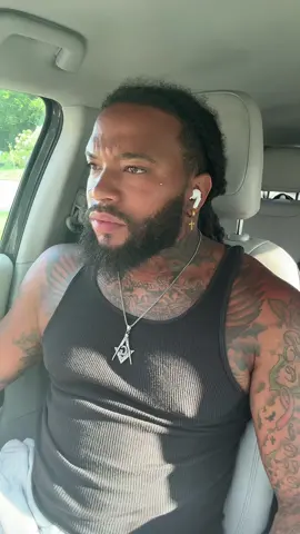 A post by @detroitkavi_ on TikTok caption: I think I’m a good boyfriend. #fypage #fypシ゚viral #fyp #fypシ 