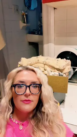 A post by @laurenthemortician on TikTok caption: @Lori This woman was given her father’s ashes in a box—and inside were unprocessed bone fragments. Here’s why that happened, and how cremation has changed since the 1970s. This video is for educational purposes only. #educationalpurposes #cremationfacts #deathcare #funeraleducation #laurenthemortician