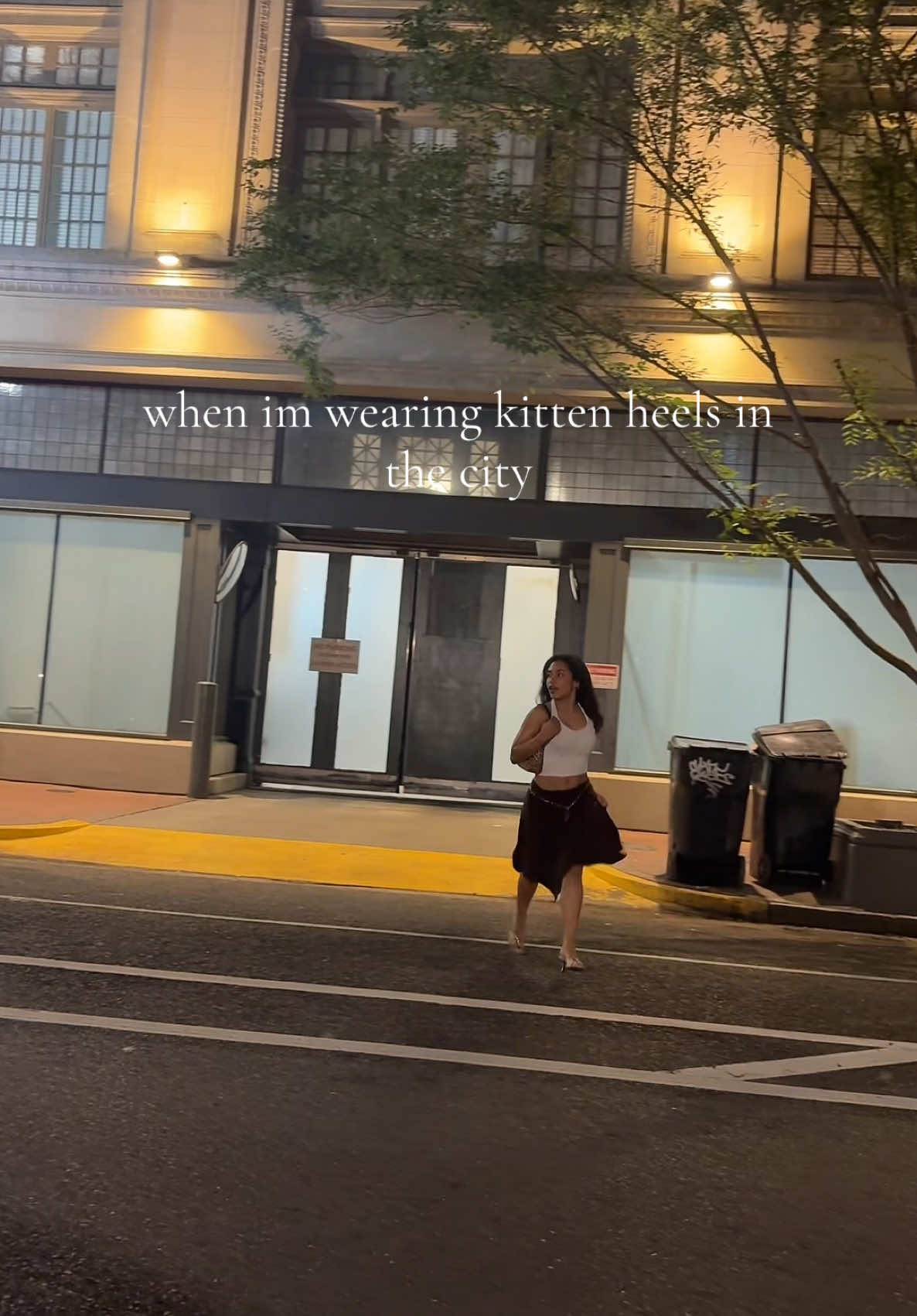 A post by @itsauraaaa on TikTok caption: sex and the city fans stand up #sexandthecity 
