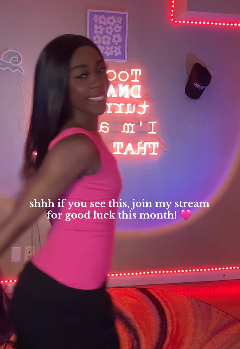 A post by @allicattt on TikTok caption: #fyp #viralvideo #dancetrend #MaestriDelPov #lucky 