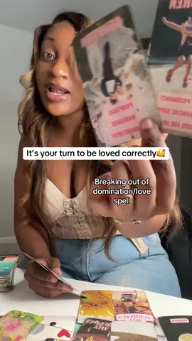 A post by @intuitivemo on TikTok caption: Recieving that old school type of love😍 #intuitivemo #spiritualtiktok #lovereading #tarotreading 