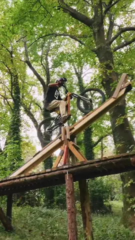 A post by @redbullbike on TikTok caption: when it’s so crazy it just might work 💡 🧐 @TOMOMI 忍者ライダー #trialbike #trialsbike #mtblife #mtb Full Video on Tomomi’s YouTube Channel 📺 