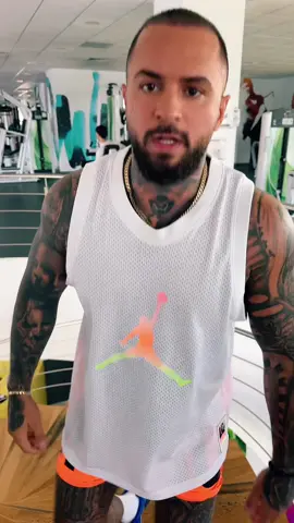 A post by @mekoselim666 on TikTok caption: #viral #mekomko #mekoselim #KING #fy #king #selimthekid #selimthekid #MEKO #👑👑👑 @Luky_official💎 