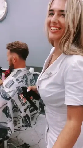 A post by @pamellachka on TikTok caption: #hairdresserlife #pamellachka 