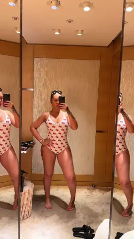 A post by @latto777 on TikTok caption: I’m spending all my off days on tour in London I love it hereeee #fyp #selfridges 