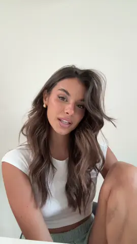 A post by @francescacuccuru on TikTok caption: Pelle d’oca affianco a teeeee🤫