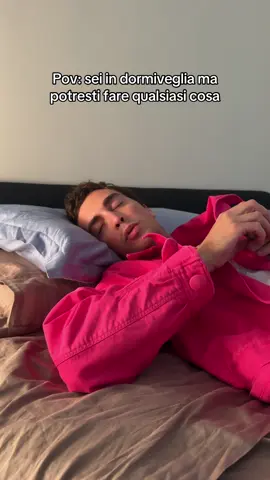 A post by @mattiastanga on TikTok caption: IN DORMIVEGLIA POTREI FARE DI TUTTO✨ @pradabeauty #adv #PradaParadoxe #PradaBeauty #dormire #sonno #dormiveglia #ragazzi #perte #neiperte #viral