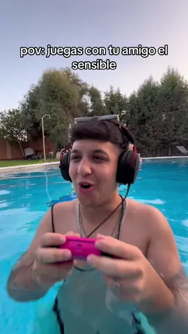 A post by @mdemigueell on TikTok caption: no juego más contigo @Agustin51 