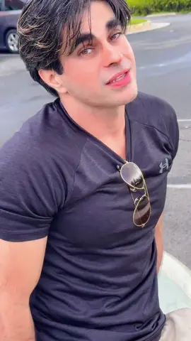 A post by @sialkoti_asad on TikTok caption: Follow me on Instagram ID amushtaq87 #sialkoti_asad #resturantwala #resturantpakam #fyp 