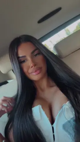 A post by @el_massri_aya on TikTok caption: #Aya👑 #🧿 #foryoupagе #popular 